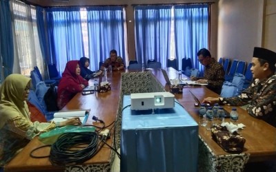 Persiapan LPJ Komite, Tim Manajemen MTsN 4 Bantul Rapat Koordinasi