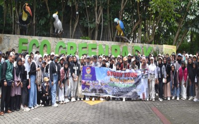Peduli Alam, Siwa Kelas 8 MTsN 4 Bantul Kunjungi Eco Green Park di Malang