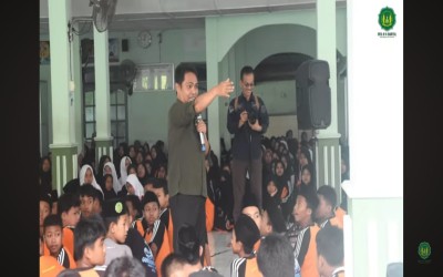 MTsN 4 Bantul  Adakan Penyuluhan Remaja, Dilanjutkan   Makan Bersama